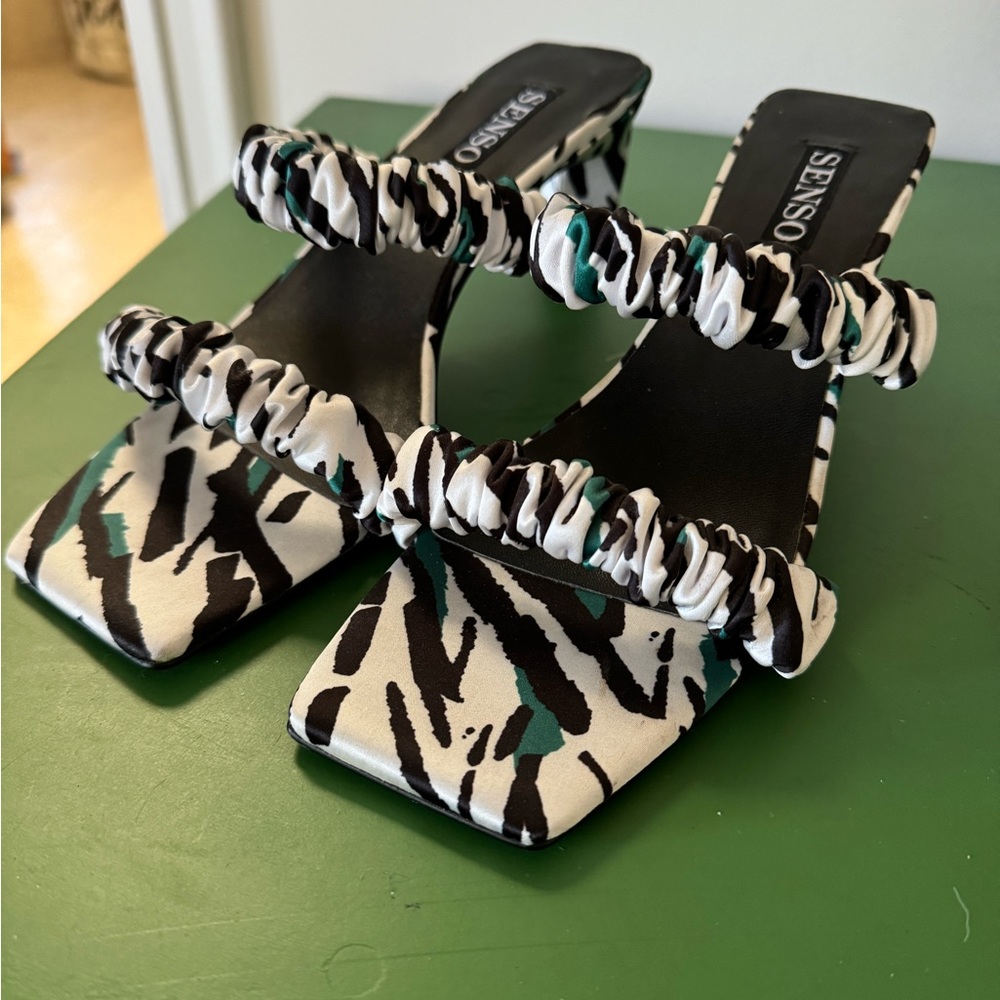 Senso luna slides 8/38